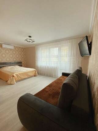 Апартаменты Apartment on Pestraka 12 Гродно Апартаменты-1