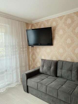 Апартаменты Apartment on Pestraka 12 Гродно Апартаменты-41